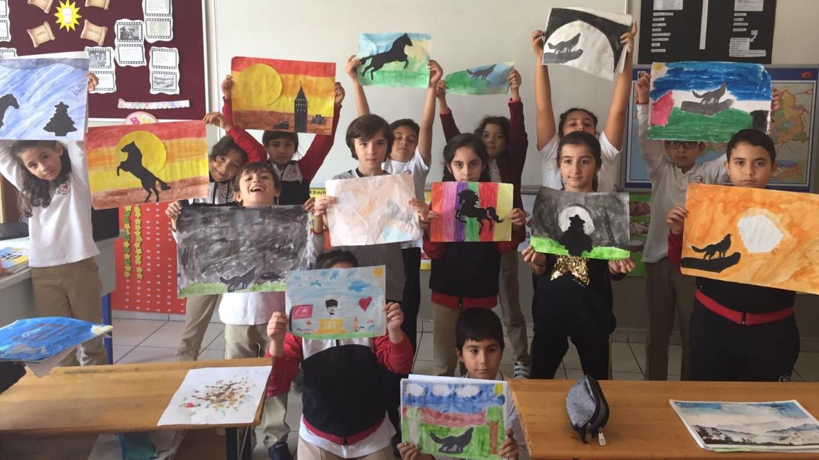 Siluet Çizimleri / 4-B Sınıfı